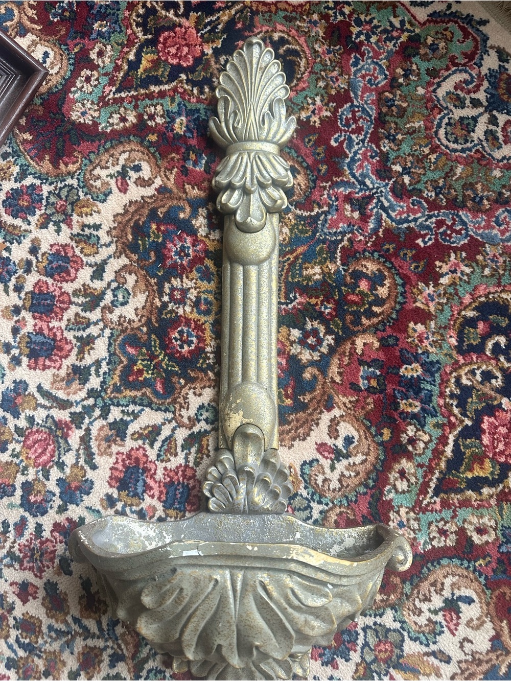 Homeco Vintage Acanthus Leaf Resin Wall Pocket